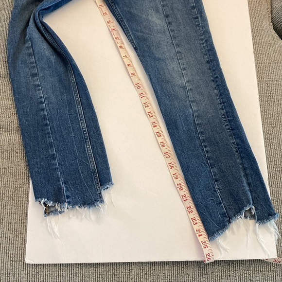 ❌last chance❌ Zara jeans size 6 premium denim collection raw edge hem 5 pocket - Picture 6 of 12